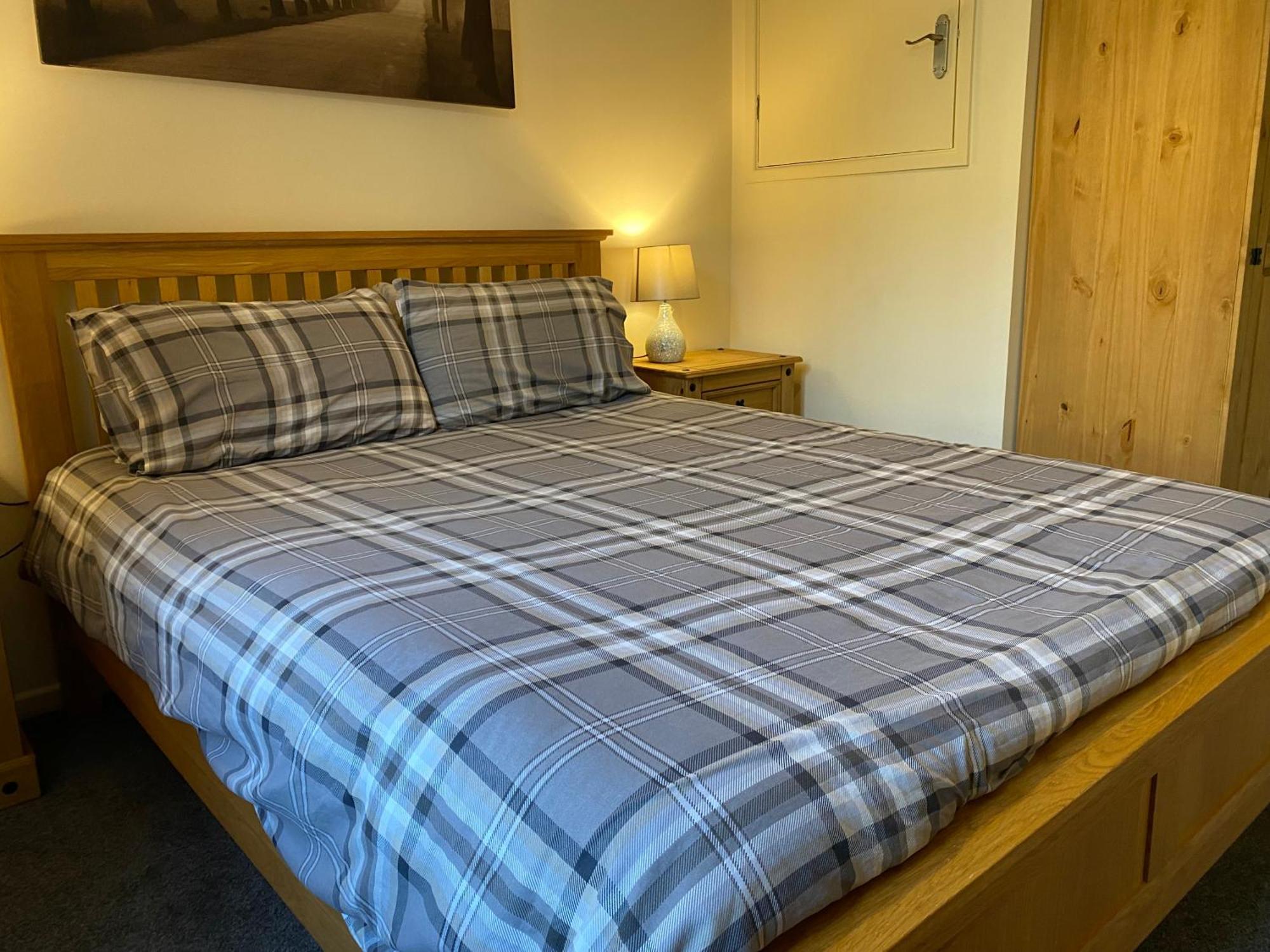 River Courtyard Apartment In The Heart Of Stneots Saint Neots Eksteriør bilde
